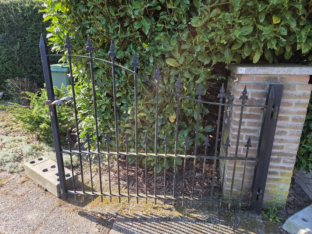 Dubbele poort sierhekwerk, Ophalen, Met poort, Gebruikt, Sierhekwerk