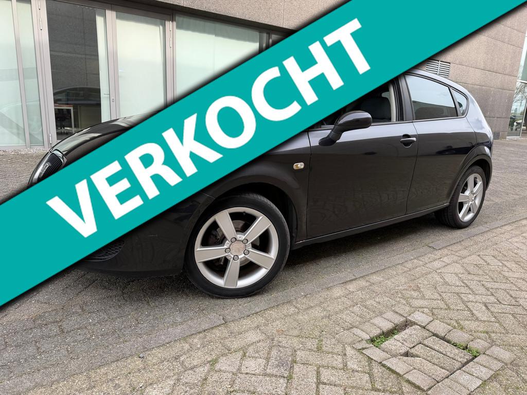 Seat Leon 2.0 FSI Businessline CLIMAT BJ 3-2004 APK 9-2026, Auto's, Seat, Voorwielaandrijving, Gebruikt, 4 cilinders, Leon