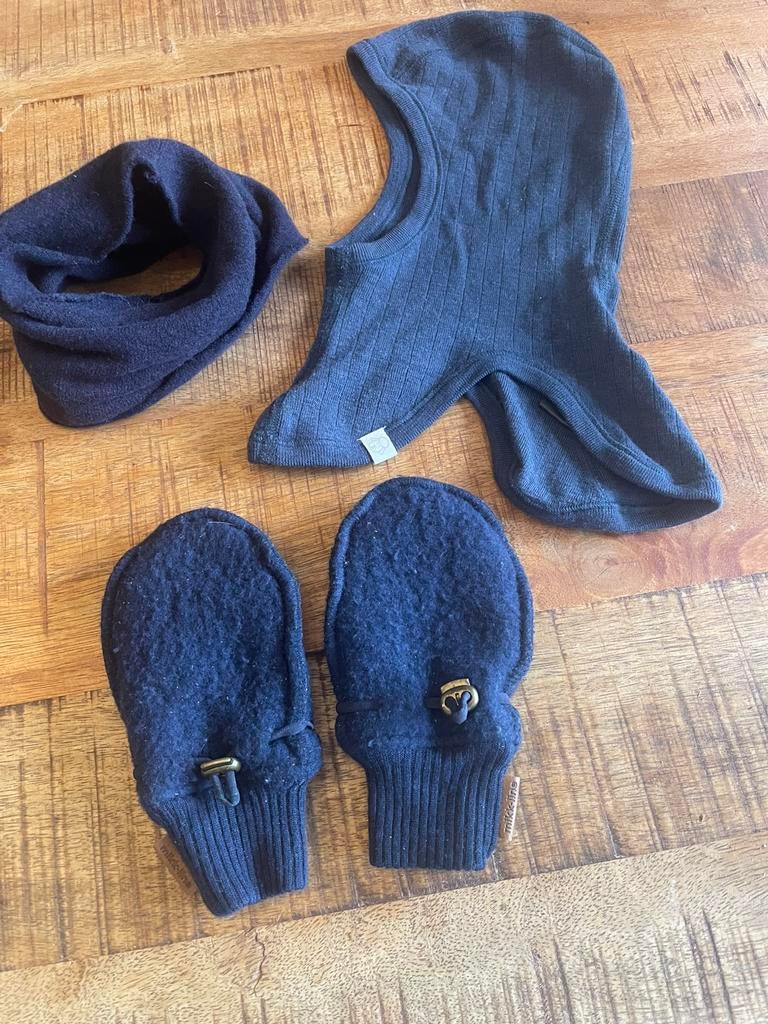 Bundel wollen items, muts, handschoenen, shawl, Ophalen, Zo goed als nieuw, Jongetje of Meisje, Setje