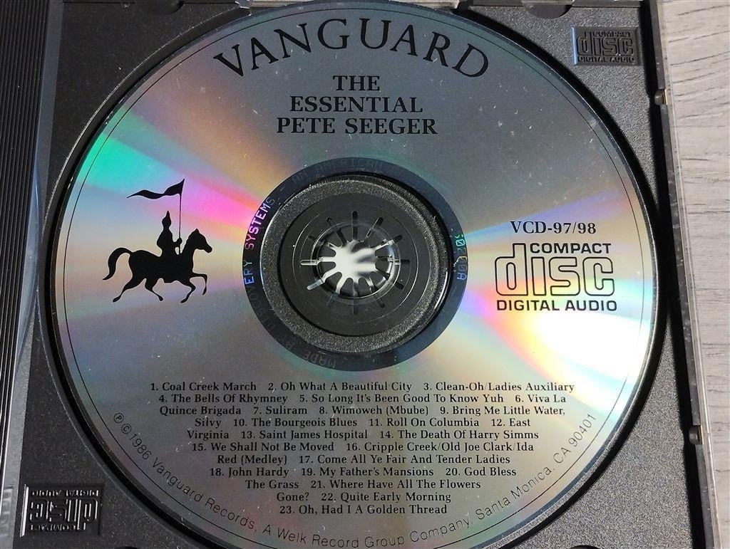 Pete Seeger - The Essential Pete Seeger, Ophalen of Verzenden, Zo goed als nieuw