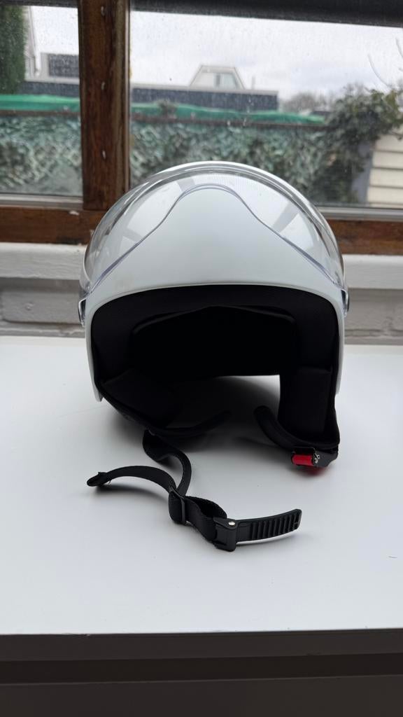 Vinz ECER22-06 scooterhelm wit maat M, Fietsen en Brommers, Brommerhelmen, Ophalen of Verzenden, Zo goed als nieuw