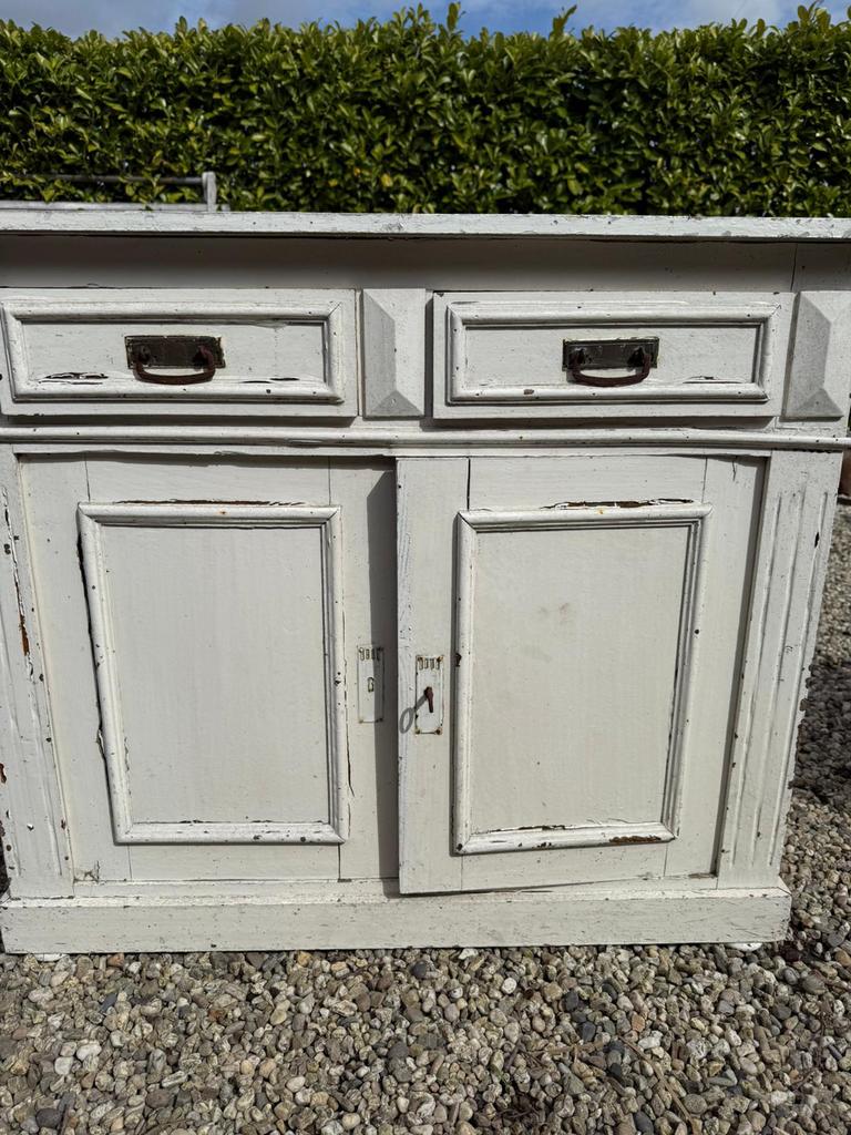 Brocante dressoir, Ophalen