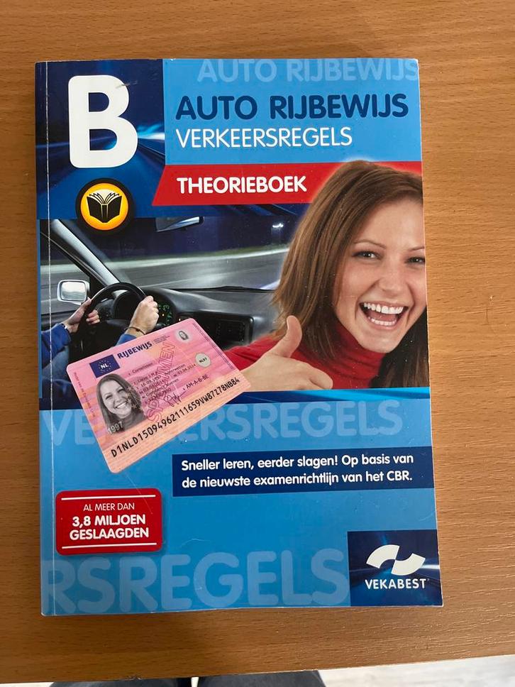 Auto Rijbewijs B Theorieboek - CBR examenrichtlijn, Boeken, Auto's | Boeken, Zo goed als nieuw, Algemeen, Ophalen of Verzenden