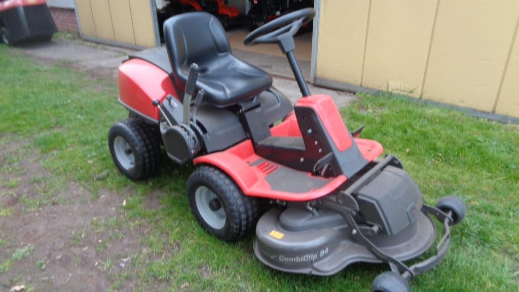 wegens inruil  jonsered (husqvarna) frontmaaier  handgeschak, Tuin en Terras, Ophalen, Gebruikt, Husqvarna, Nederland
