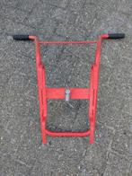 Altrex muurafstandhouder, Ophalen, Zo goed als nieuw, Minder dan 2 meter