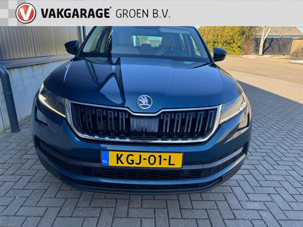 Skoda KODIAQ 1.5 TSI Business Edition Plus / el. trekhaak /, Auto's, Skoda, Euro 6, 4 cilinders, 150 pk, Blauw