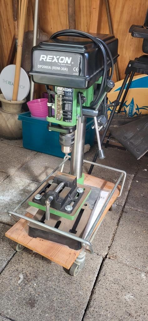 Rexon kolomboormachine DP2000A, Doe-het-zelf en Verbouw, Gereedschap | Boormachines, Gebruikt, Kolomboormachine, Ophalen