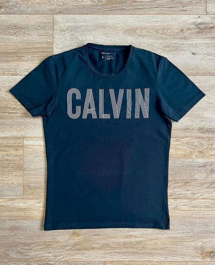 Calvin Klein T-shirt met logo/opdruk, zwart – maat L, Kleding | Heren, T-shirts, Zo goed als nieuw, Maat 52/54 (L), Zwart, Ophalen of Verzenden