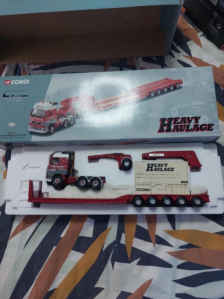 Corgi Heavy Haulage Volvo FH Globetrotter met trailer, Overige merken, 1:32 tot 1:50, Ophalen of Verzenden, Zo goed als nieuw