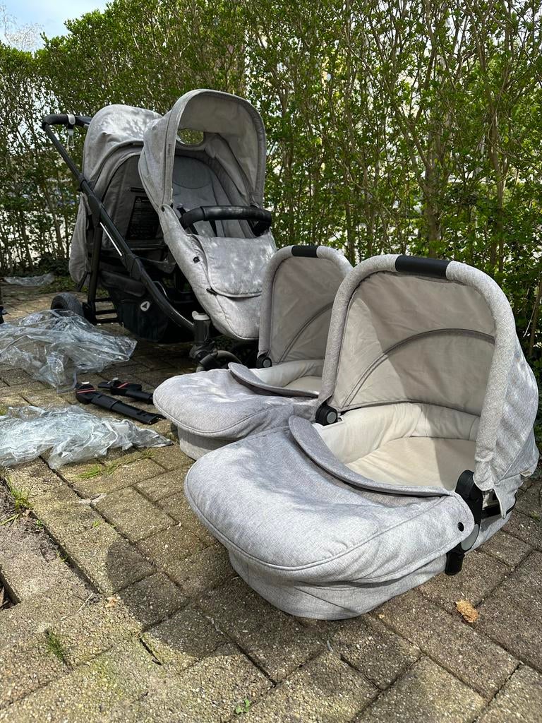 Grijze duowagen/dubbele kinderwagen compleet, Gebruikt, Duowagen, Combiwagen, Ophalen