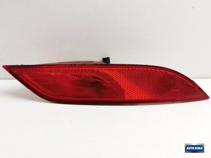 Bumper reflector rechts-achter van een Volvo V40