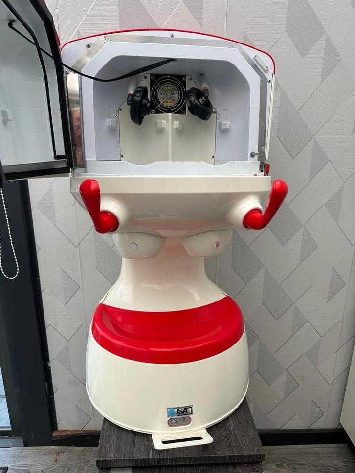 My Cornetto ijsmachine, Witgoed en Apparatuur, IJsmachines, Gebruikt, Zelfvriezend, Ophalen of Verzenden