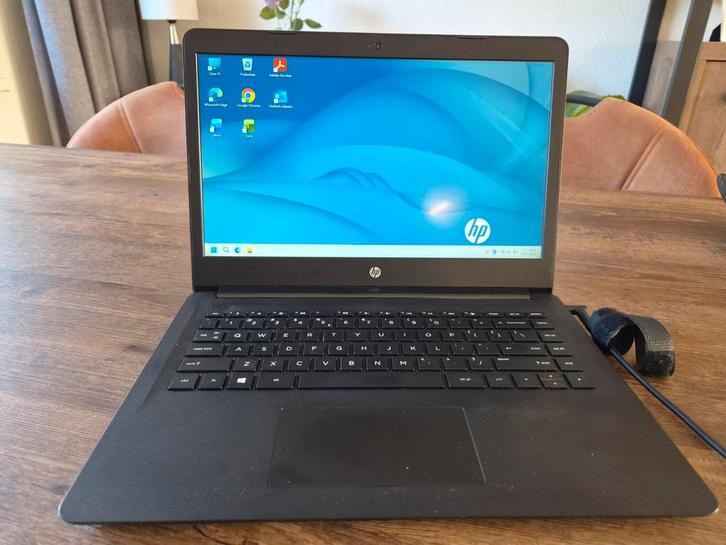 Hp 14 Inch Laptop, Computers en Software, Windows Laptops, 14 inch, SSD, 2 tot 3 Ghz, Ophalen of Verzenden