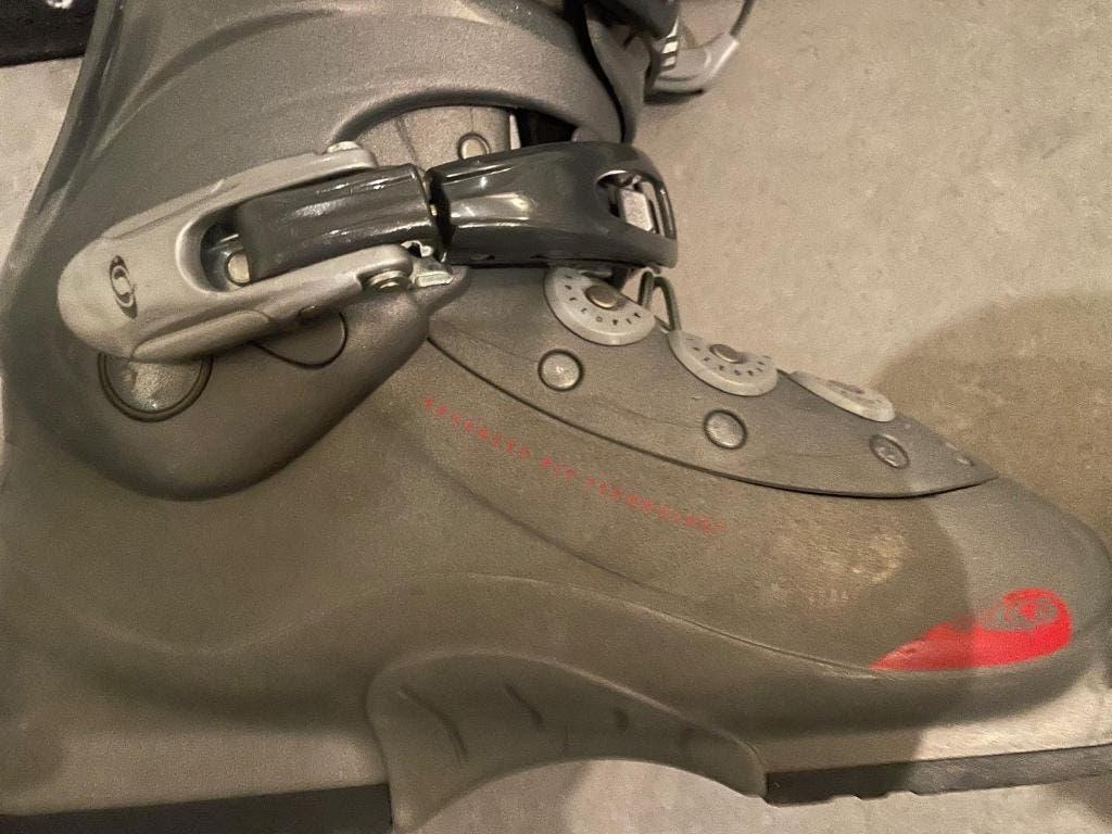 Skischoenen dames maat 39, Sport en Fitness, Skiën en Langlaufen, Overige merken, 160 tot 180 cm, Gebruikt, Schoenen