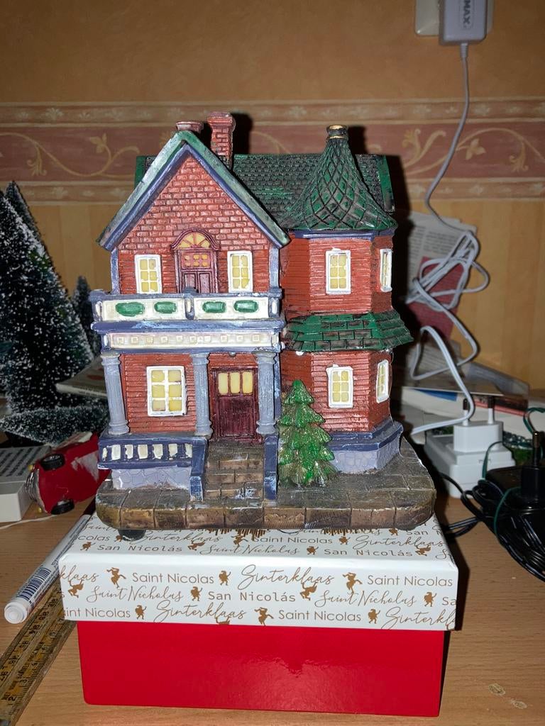 Verlicht kerst huisje, Ophalen of Verzenden, Gebruikt