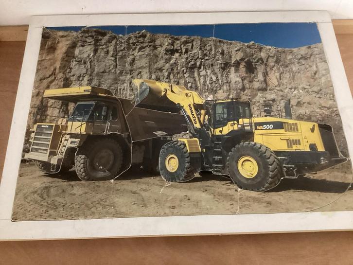 Handgemaakte houten puzzel met graafmachines (50x35 cm), Hobby en Vrije tijd, Denksport en Puzzels, Gebruikt, Legpuzzel, Minder dan 500 stukjes