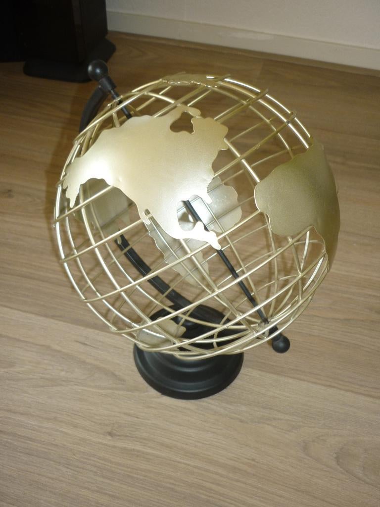 Open Wereldbol, Ophalen of Verzenden, Zo goed als nieuw