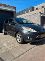 Ford Fiësta 1.25 60KW 5DR 2010 Grijs, Auto's, Voorwielaandrijving, 1242 cc, Origineel Nederlands, Handgeschakeld