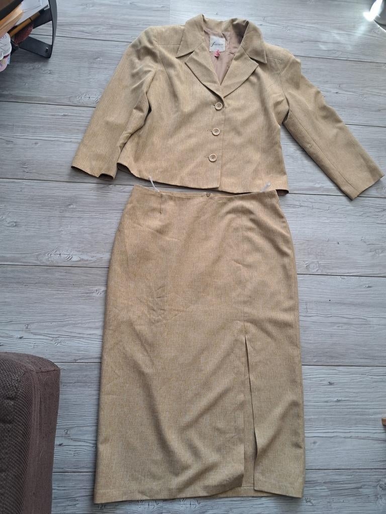 Nieuwe dames set maat 42, Ophalen of Verzenden, Nieuw