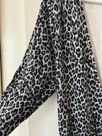 Mooie wikkeljurk King Louie grijze luipaardprint, Maat 46/48 (XL) of groter, Ophalen of Verzenden, Zo goed als nieuw, Grijs