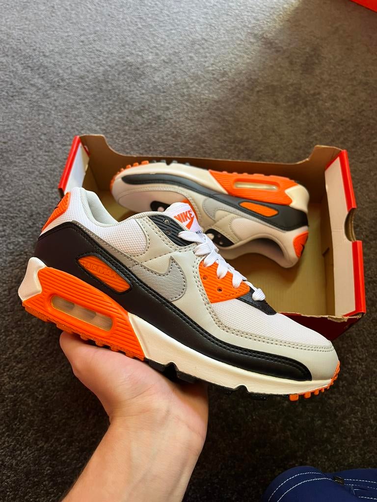 Nike Air Max 90 Wit Oranje - 38, Kleding | Dames, Schoenen, Nike, Nieuw, Ophalen of Verzenden, Sneakers of Gympen