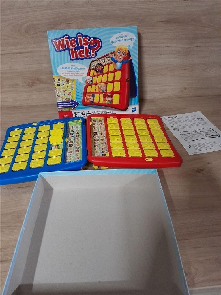 Wie is het - s1594, Verzenden, Zo goed als nieuw