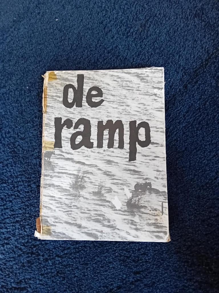 De Ramp boek Nationale uitgave Waternoodsramp 1953, Boeken, Geschiedenis | Stad en Regio, Ophalen of Verzenden, Gelezen