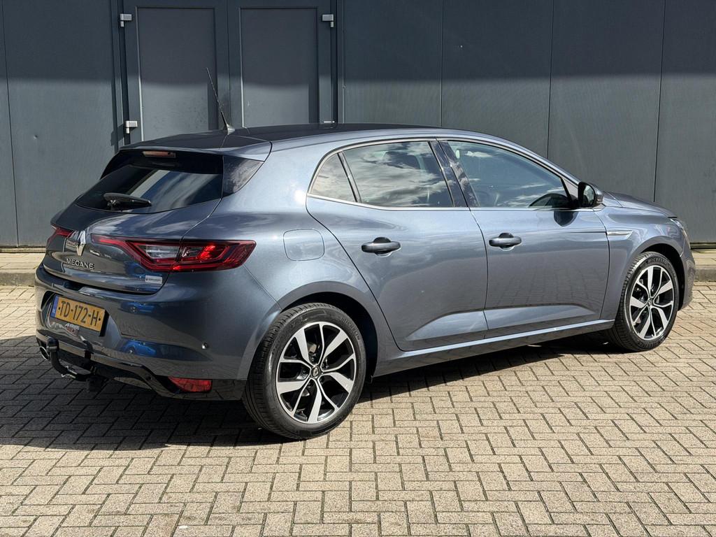 Renault Mégane 1.3 TCe Bose / Trekhaak (Trekgewicht 1650 KG, Voorwielaandrijving, Gebruikt, Euro 6, 4 cilinders