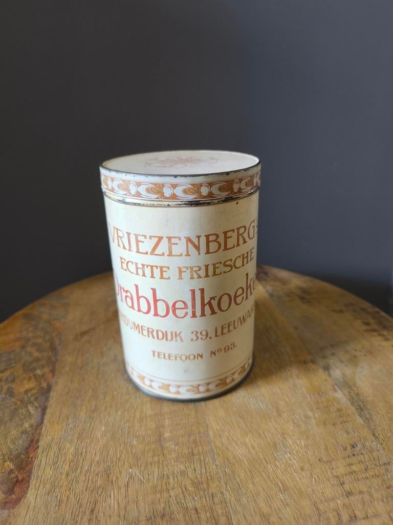 Art Nouveau blik Vriezenberg Echte Friesche Drabbelkoeken, Ophalen of Verzenden, Gebruikt, Koek(jes), Overige merken