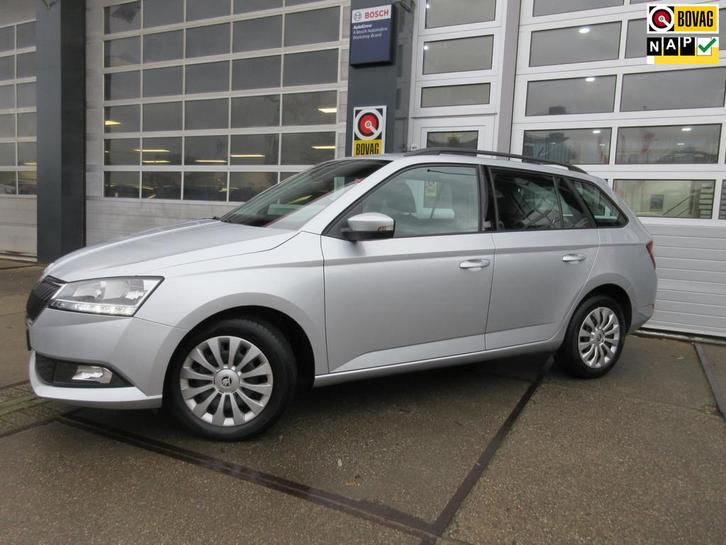 Skoda Fabia Combi 1.0 TSI Ambition / Navi / Carplay/ PDC, Auto's, Skoda, Bedrijf, Te koop, Fabia, ABS, Airbags, Airconditioning