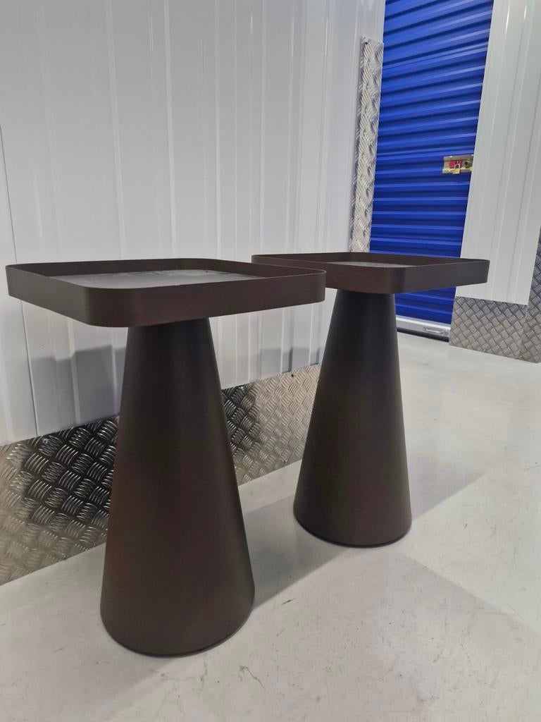Set van 2 leuke bijzettafels met bronze look, Huis en Inrichting, Tafels | Bijzettafels, 45 tot 60 cm, Modern, Industrieel, Metaal of Aluminium
