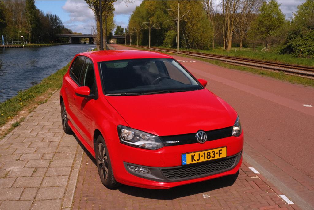 Volkswagen Polo 95PK Bluemotion 2016 | CarPlay | 101.660 km, Auto's, Volkswagen, Voorwielaandrijving, Stof, 40 €/maand, 95 pk