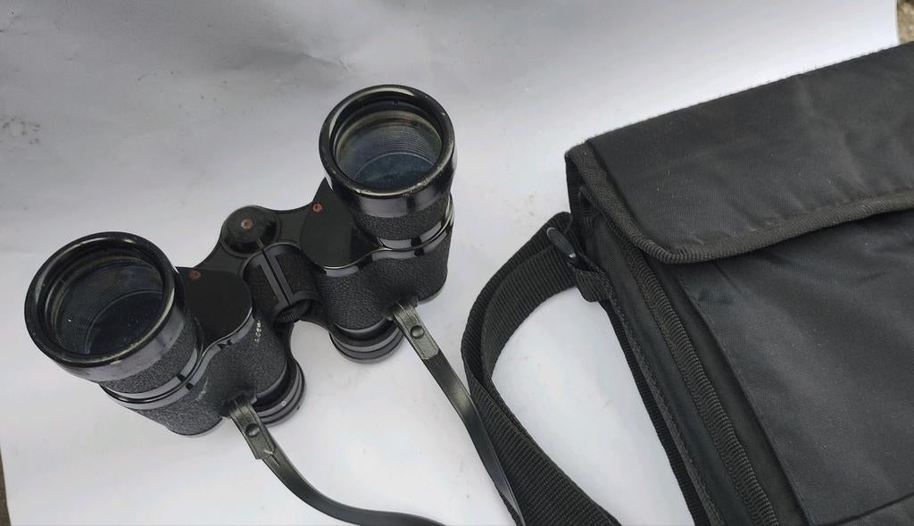 Vintage verrekijker met Case Logic tas, Gebruikt, Verzenden, Porro (met knik), 8 tot 12x