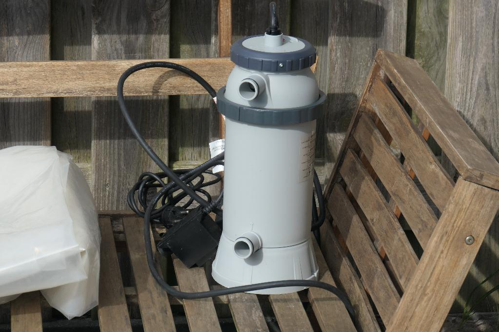 Intex 3kw verwarming voor zwembaden tot 12m³, Ophalen, Zo goed als nieuw, Verwarming