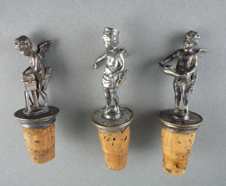 3x antiek tinnen flessenstoppers, engeltjes beroepen, Antiek en Kunst, Antiek | Tin, Ophalen of Verzenden