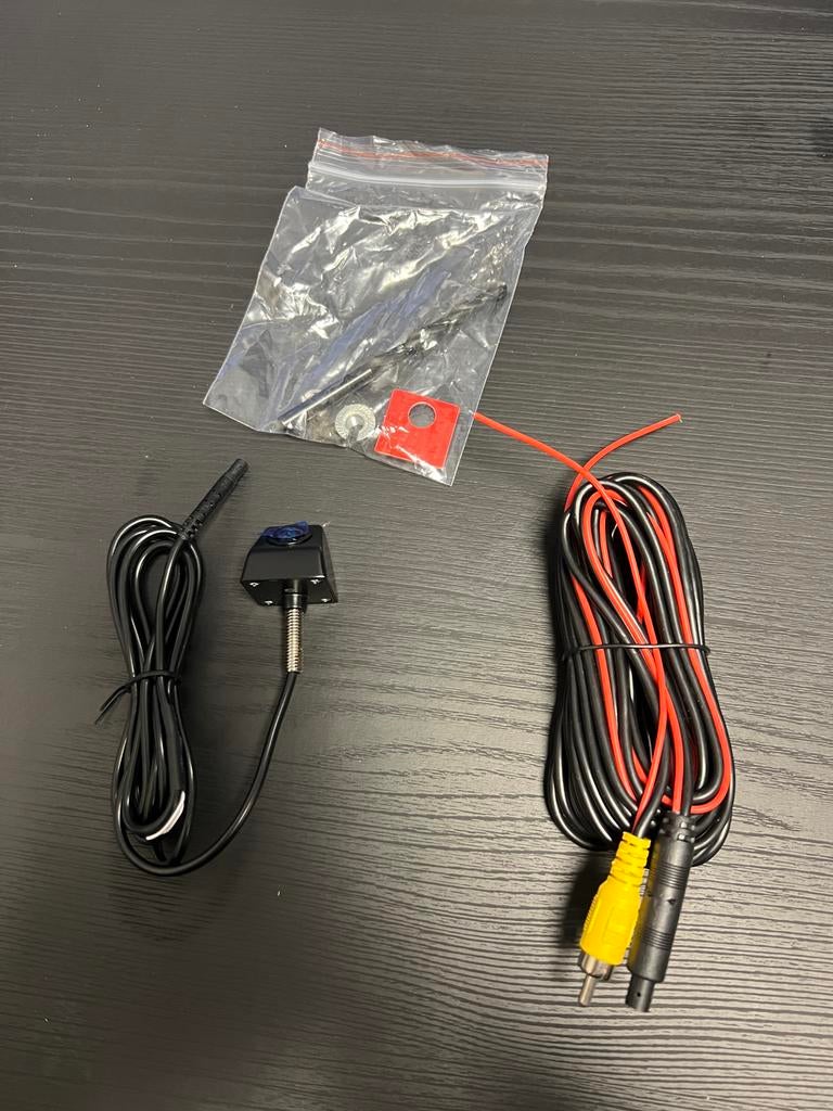 Achteruitrijcamera met kabels en accessoires, Ophalen, Nieuw