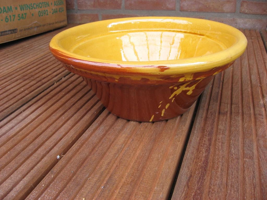 twee mooie grote handgemaakte schalen, Huis en Inrichting, Porselein of Keramiek, Schaal, Rond, Nieuw