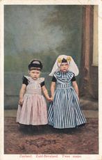 Zuid0Beveland, Twee zusjes, Klederdracht, Ophalen of Verzenden, 1920 tot 1940, Gelopen, Zeeland