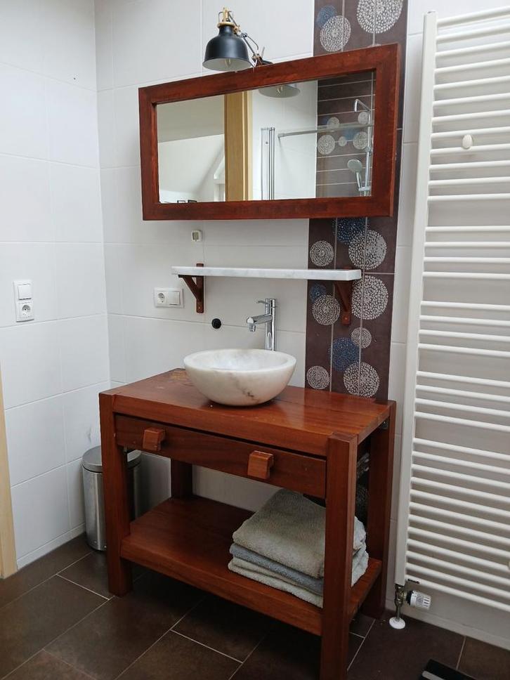 Complete Badkamermeubel met Waskom, Kraan, Spiegel en Lamp, Huis en Inrichting, Badkamer | Badkamermeubels, Gebruikt, Wastafelkast