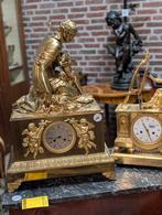 Grote antieke bronzen pendule €1385., Ophalen