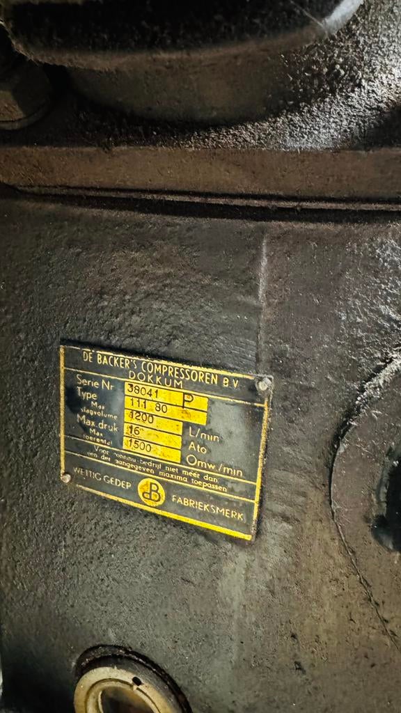 Industriële compressor 16 bar – 1200 L/min, 100 liter of meer, Ophalen, Gebruikt, 10 bar of meer