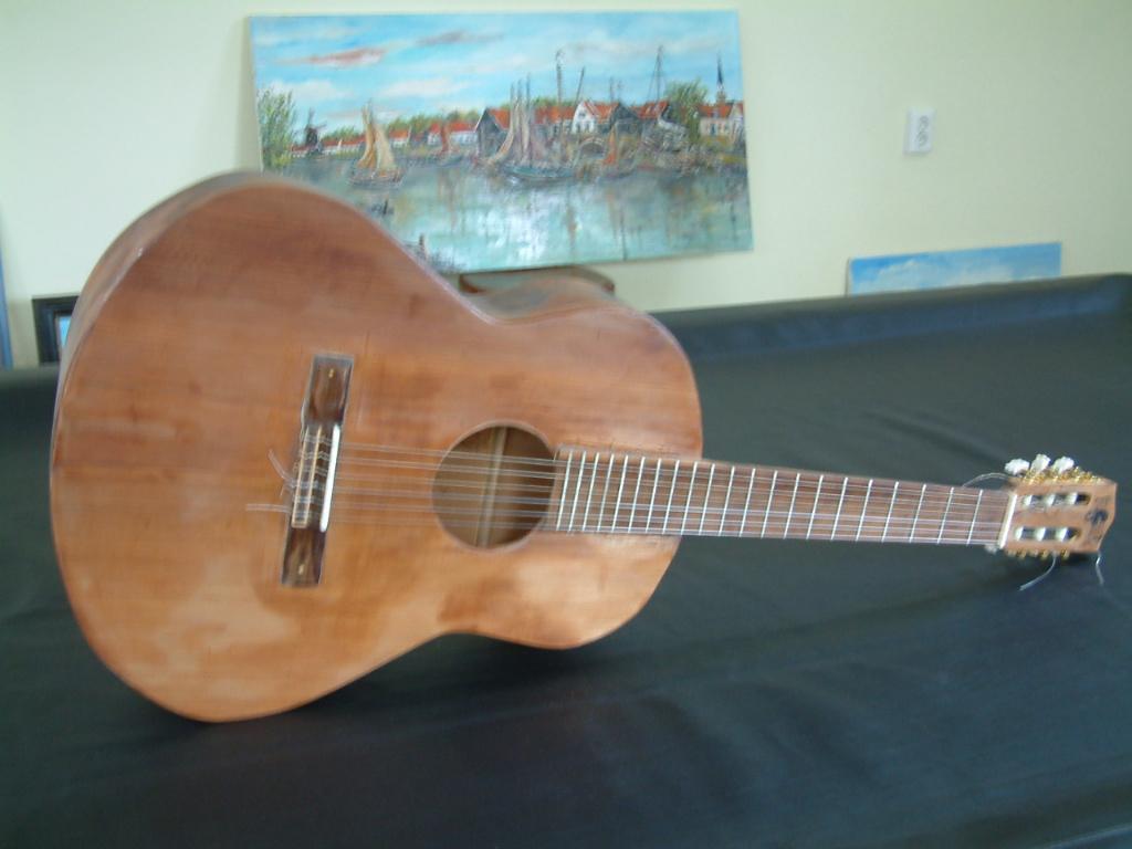 oefen gitaren western en een klassiek  75 euro per stuk, Muziek en Instrumenten, Ophalen, Gebruikt, Klassieke of Spaanse gitaar