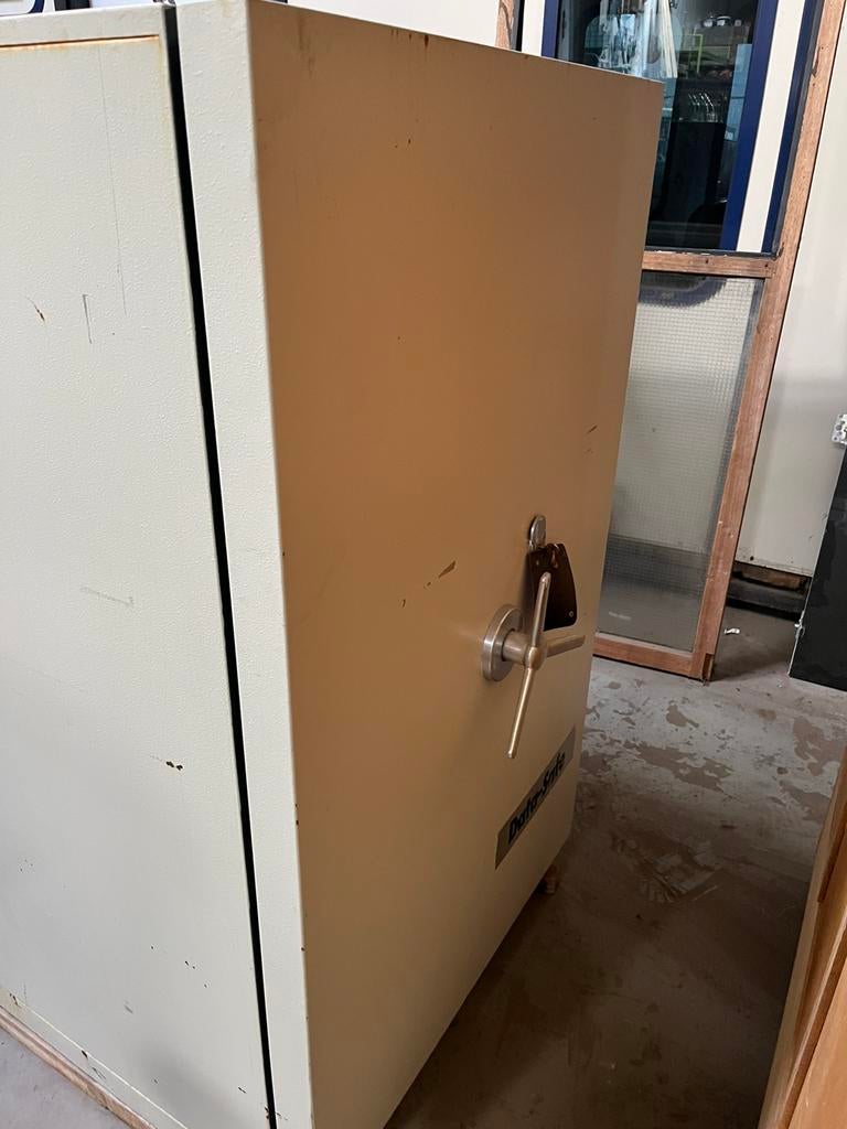 Kluiskast, Huis en Inrichting, Brandblussers en Brandkasten, Ophalen, Zo goed als nieuw