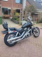 Stoere Chopper met Windscherm en Rugsteun, 2 cilinders, Particulier, Meer dan 35 kW, Chopper