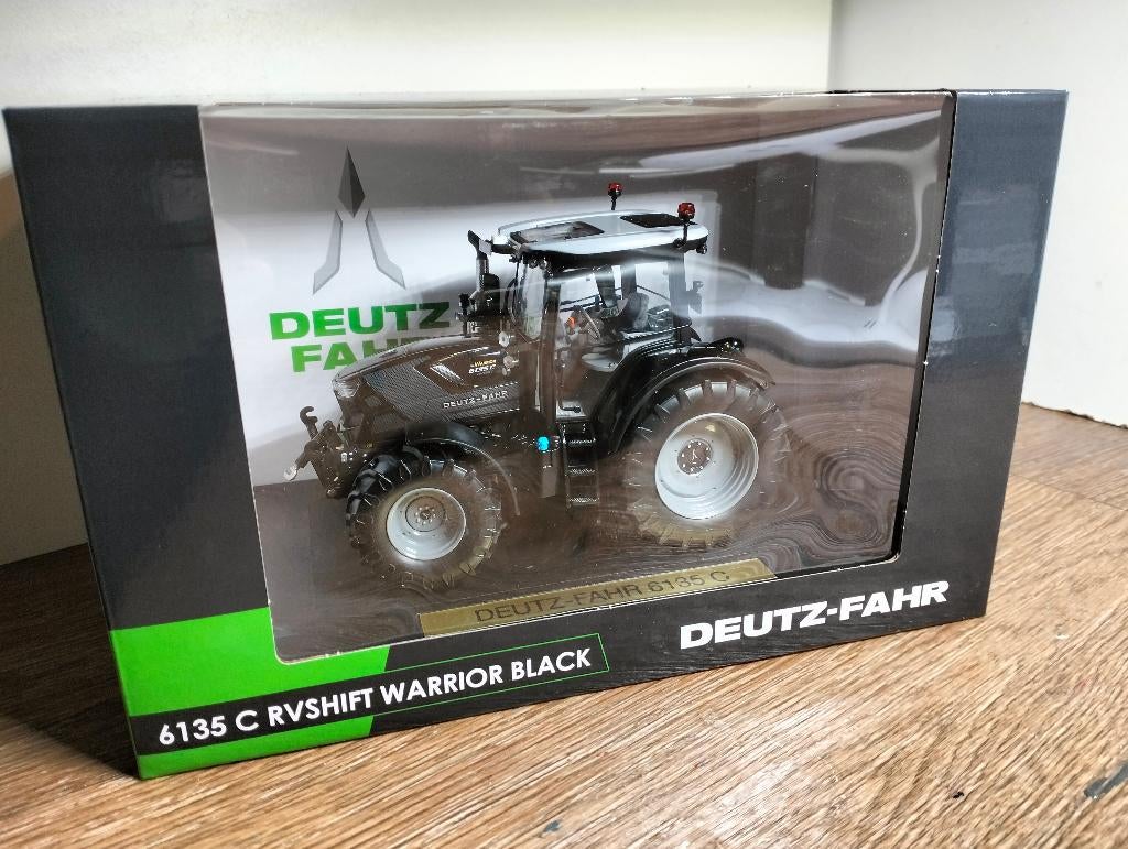 Te koop Weise-Toys Deutz-Fahr 6135C Warrior Black Limited., Ophalen of Verzenden, Nieuw, Tractor of Landbouw, Overige merken