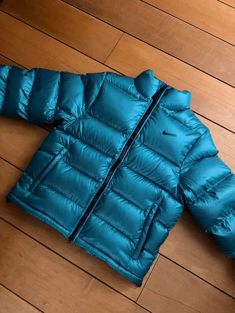 Nike x NOCTA Sunset Puffer Jacket Neptune Green Maat M Nieuw, Ophalen of Verzenden, Nieuw, Maat 48/50 (M), Groen