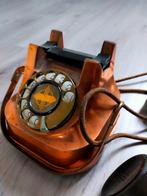 Ouderwetse telefoons met draaischijf, Ophalen