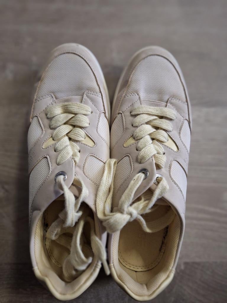 Esprit dames sneakers, zo goed als nieuw, maat 37, Kleding | Dames, Beige, Ophalen of Verzenden, Esprit, Sneakers of Gympen