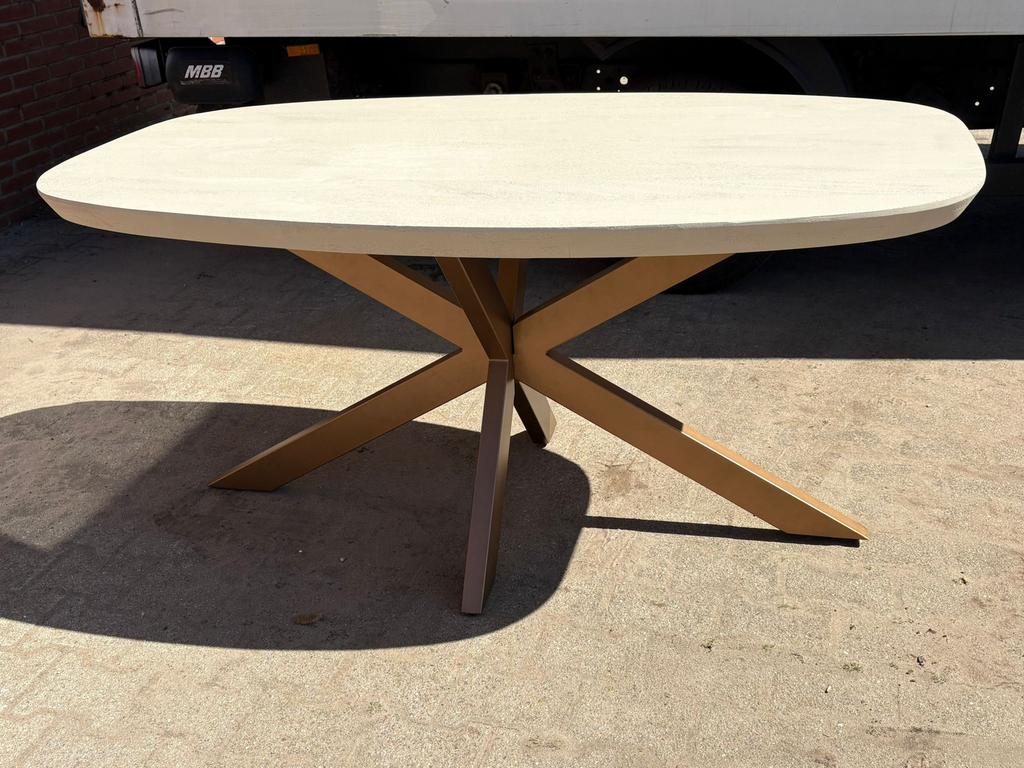 Nieuwe sand kleur deens ovale eettafel 160cm lang €350,-, Ophalen, 100 tot 150 cm, Ovaal, Nieuw