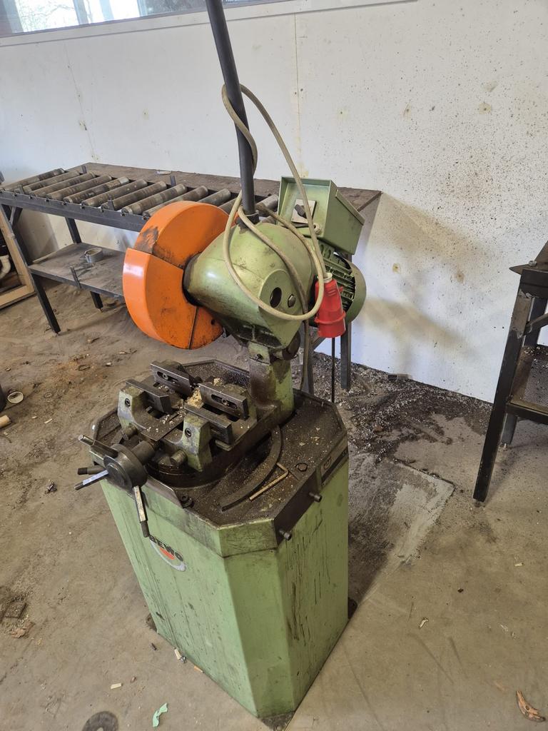 Bewo Afkortzaag - Robuust en Krachtig, Doe-het-zelf en Verbouw, Gereedschap | Zaagmachines, Ophalen, Gebruikt, 70 mm of meer, Afkortzaag